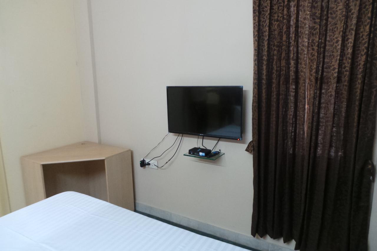 White House Hotel Bangalore Dış mekan fotoğraf